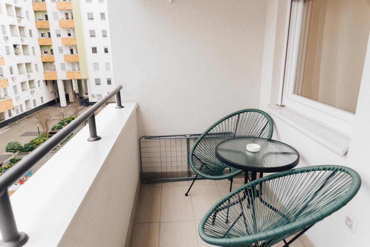 Regina Apartments Нови-Сад Экстерьер фото