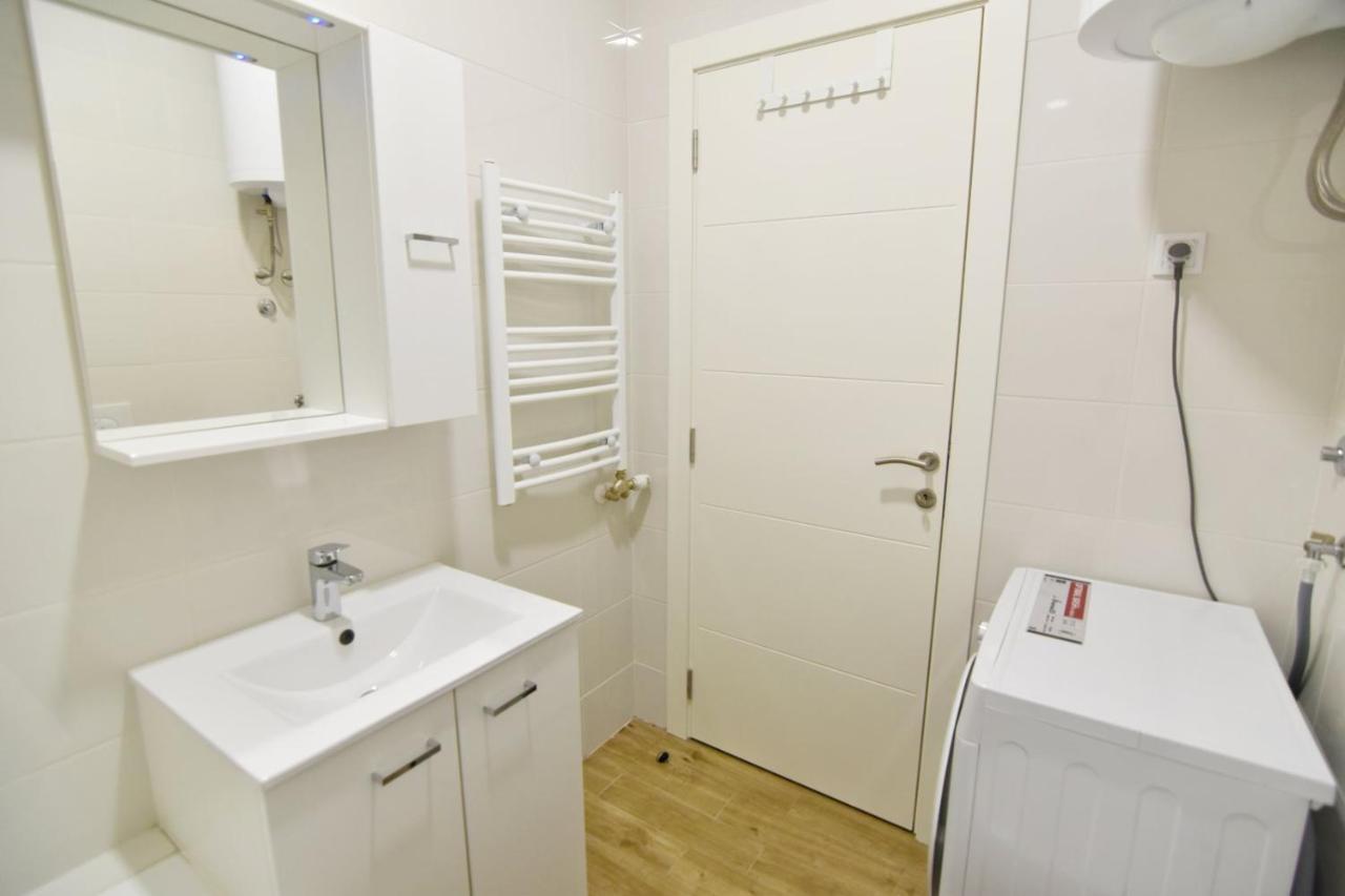 Regina Apartments Нови-Сад Экстерьер фото